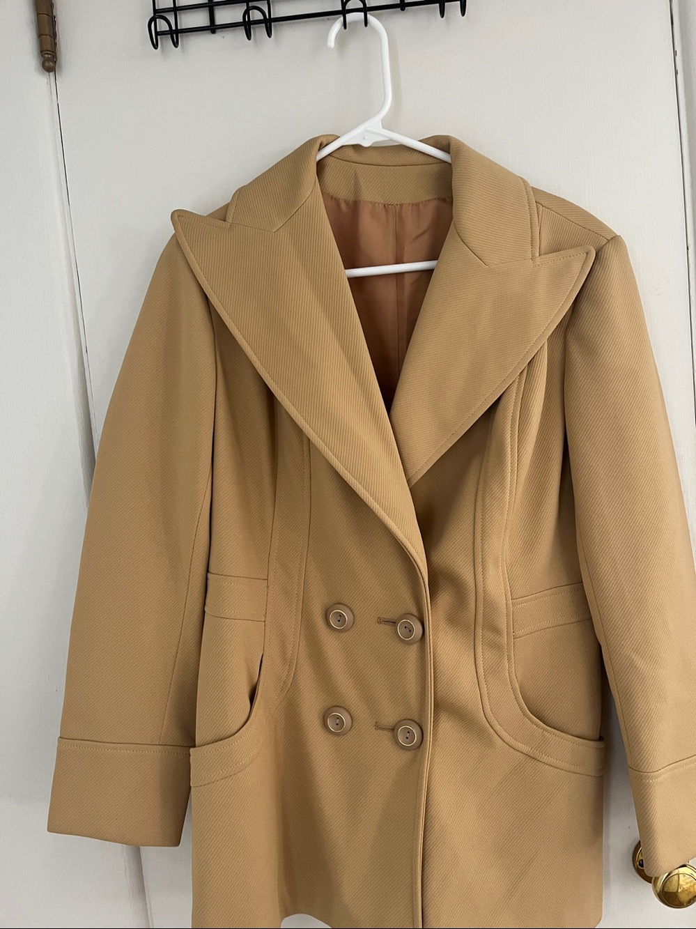 1960’s Mary Jane Classic Women's Tan Double-Breasted Coat - Picture 2 of 9